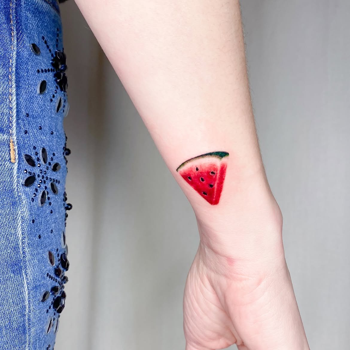 Tatuaje a color en Barcelona - Circa Tattoo BCN