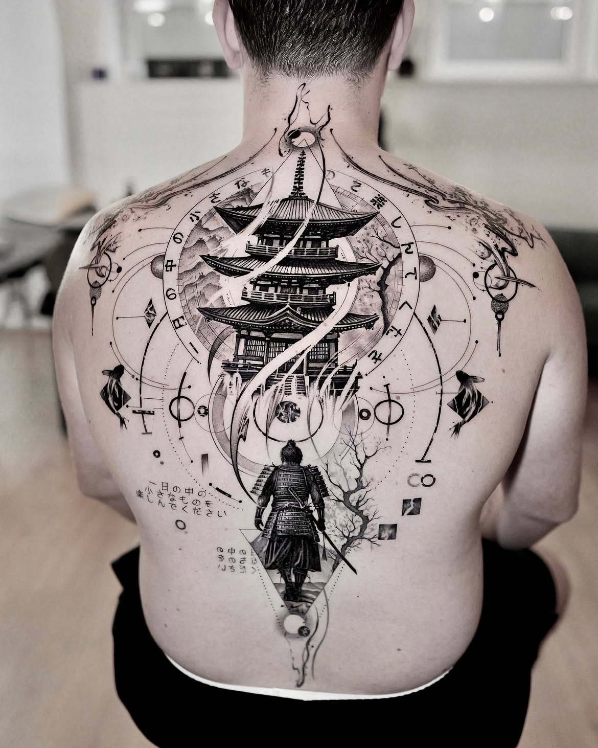 Tatuaje de microrealismo en Barcelona - Circa Tattoo BCN